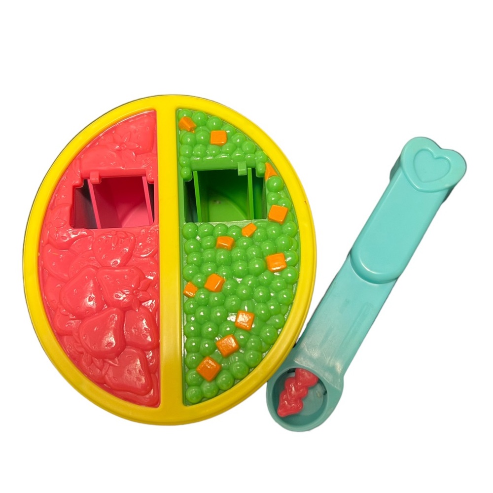 Vintage 1996 Hasbro Choosy Baby All Gone Food Bowl Strawberry Peas Carrots